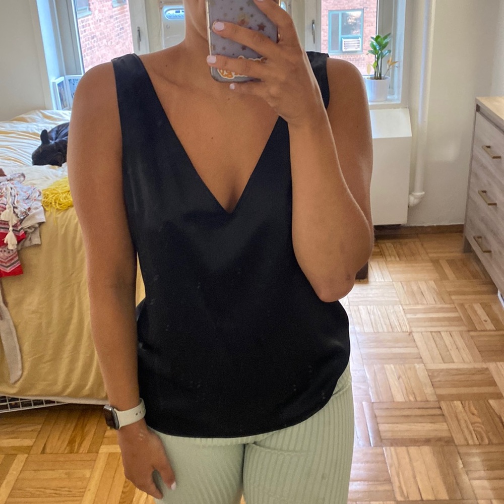 Black theory top